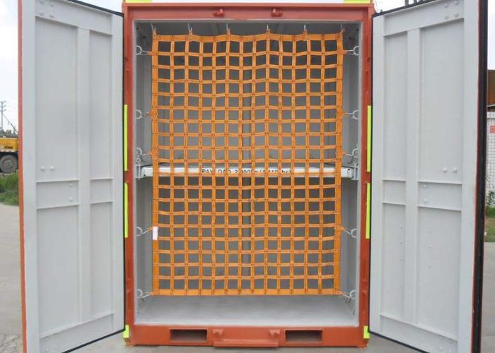 Chia sẻ kinh nghiệm chọn lưới bảo vệ che chắn hàng container